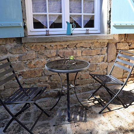 La Petite Soixante Deux Acomodação com café da manhã Le Lonzac Exterior foto